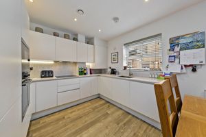 Kitchen- click for photo gallery